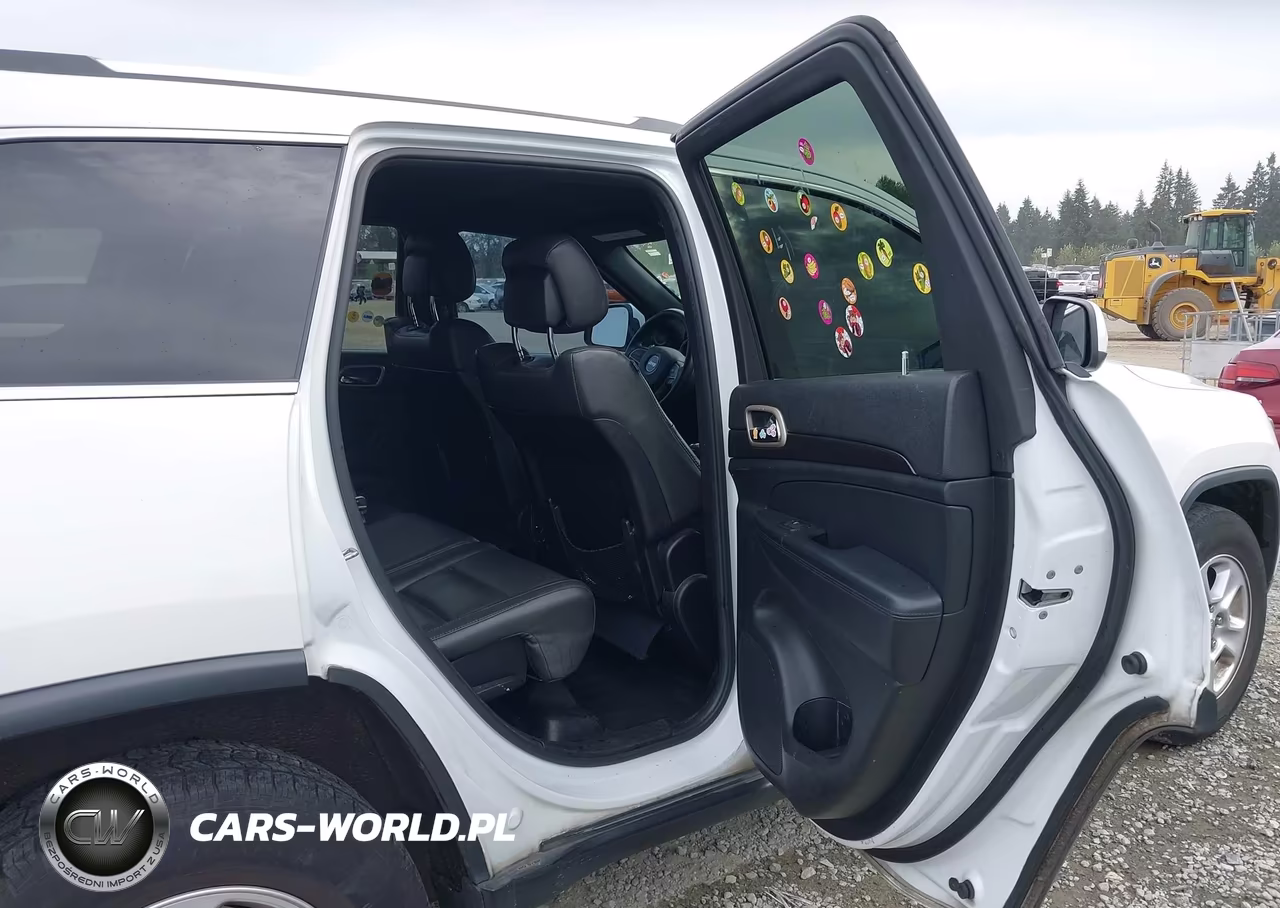 2014 Jeep Grand Cherokee Laredo VIN:1C4RJFAG6EC242283 - 8