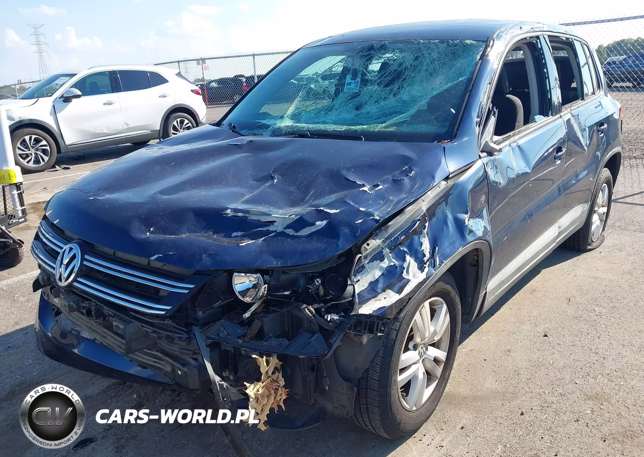 2012 Volkswagen Tiguan S VIN:WVGAV7AX8CW589712 - 16