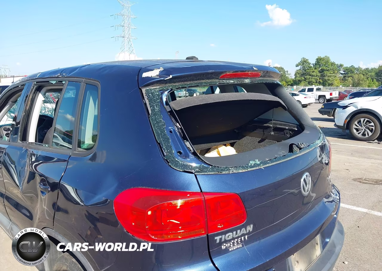2012 Volkswagen Tiguan S VIN:WVGAV7AX8CW589712 - 6