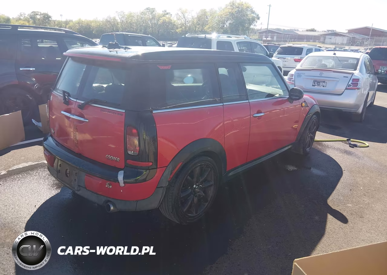 2008 Mini Cooper Clubman VIN:WMWML335X8TJ46253 - 4