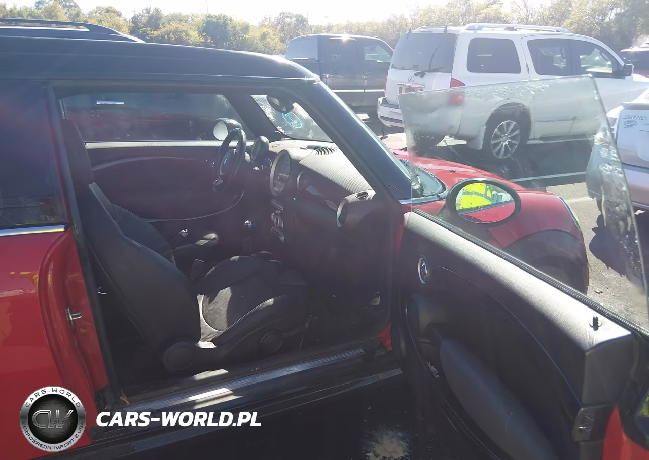 2008 Mini Cooper Clubman VIN:WMWML335X8TJ46253 - 5