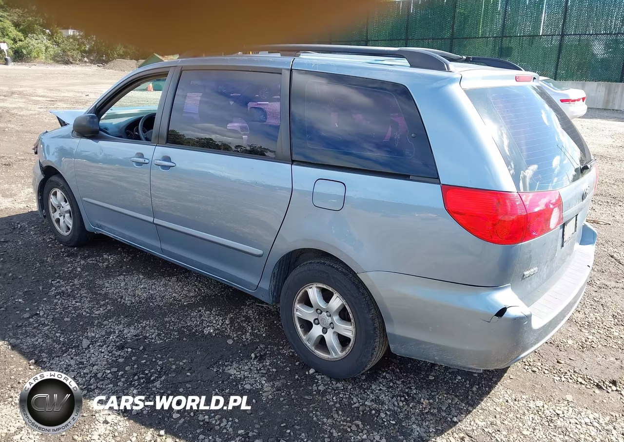 2010 Toyota Sienna Ce VIN:5TDKK4CC2AS306244 - 3