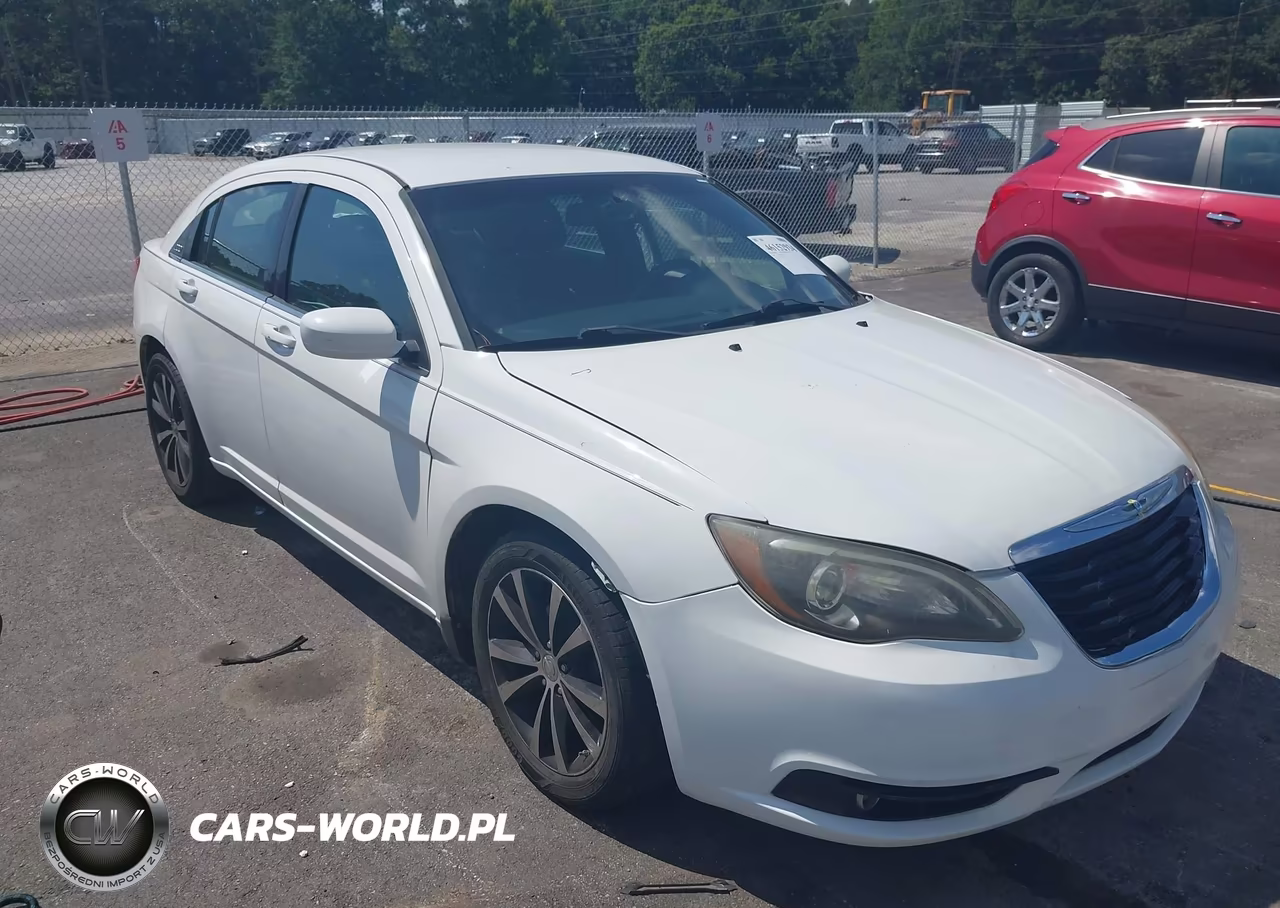 2014 Chrysler 200 Touring VIN:1C3CCBBB7EN185130 - 1