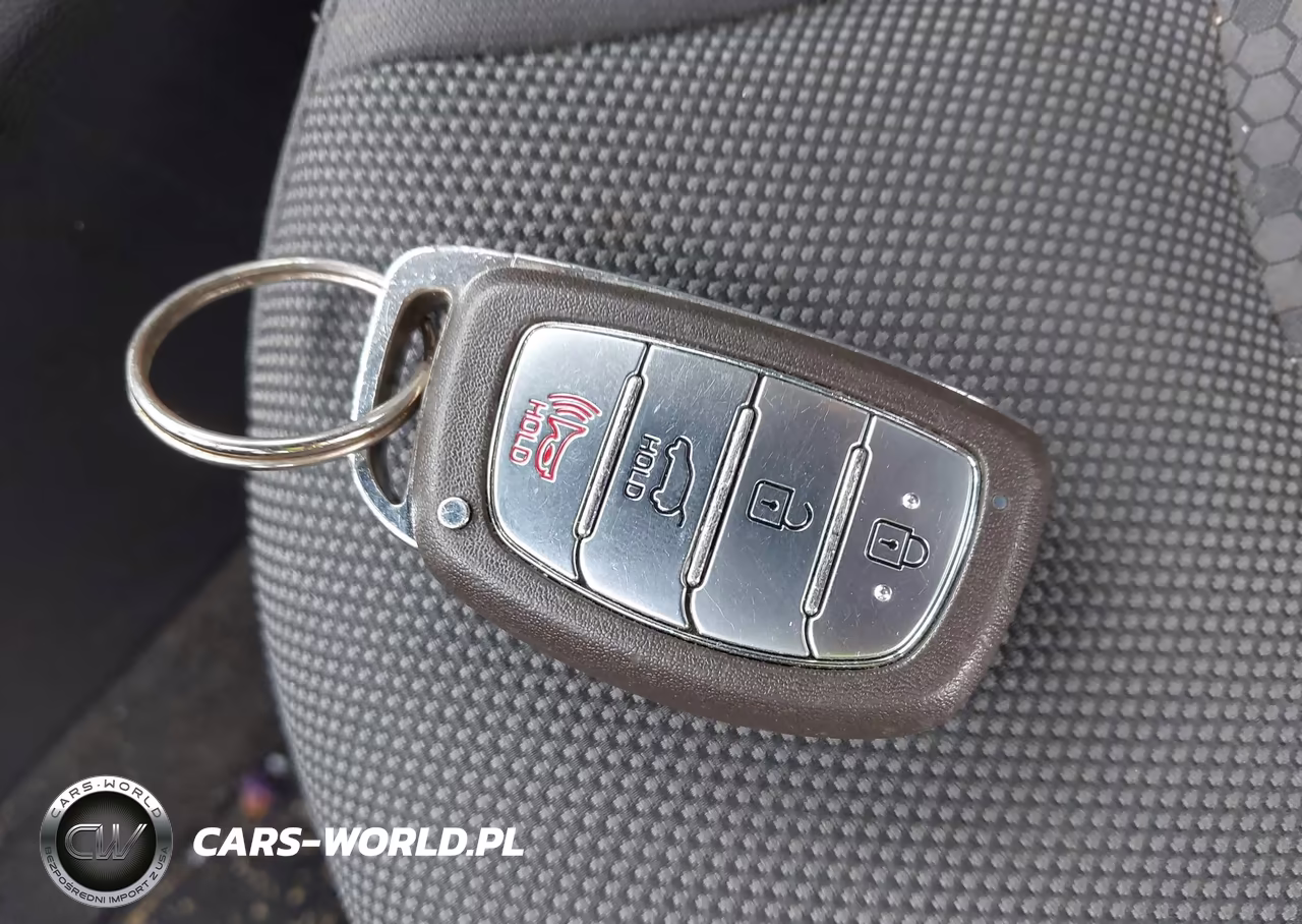 2018 Hyundai Ioniq Hybrid Blue VIN:KMHC65LC6JU102424 - 11