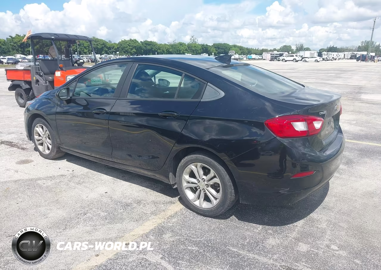 2019 Chevrolet Cruze Ls VIN:1G1BC5SMXK7148396 - 3