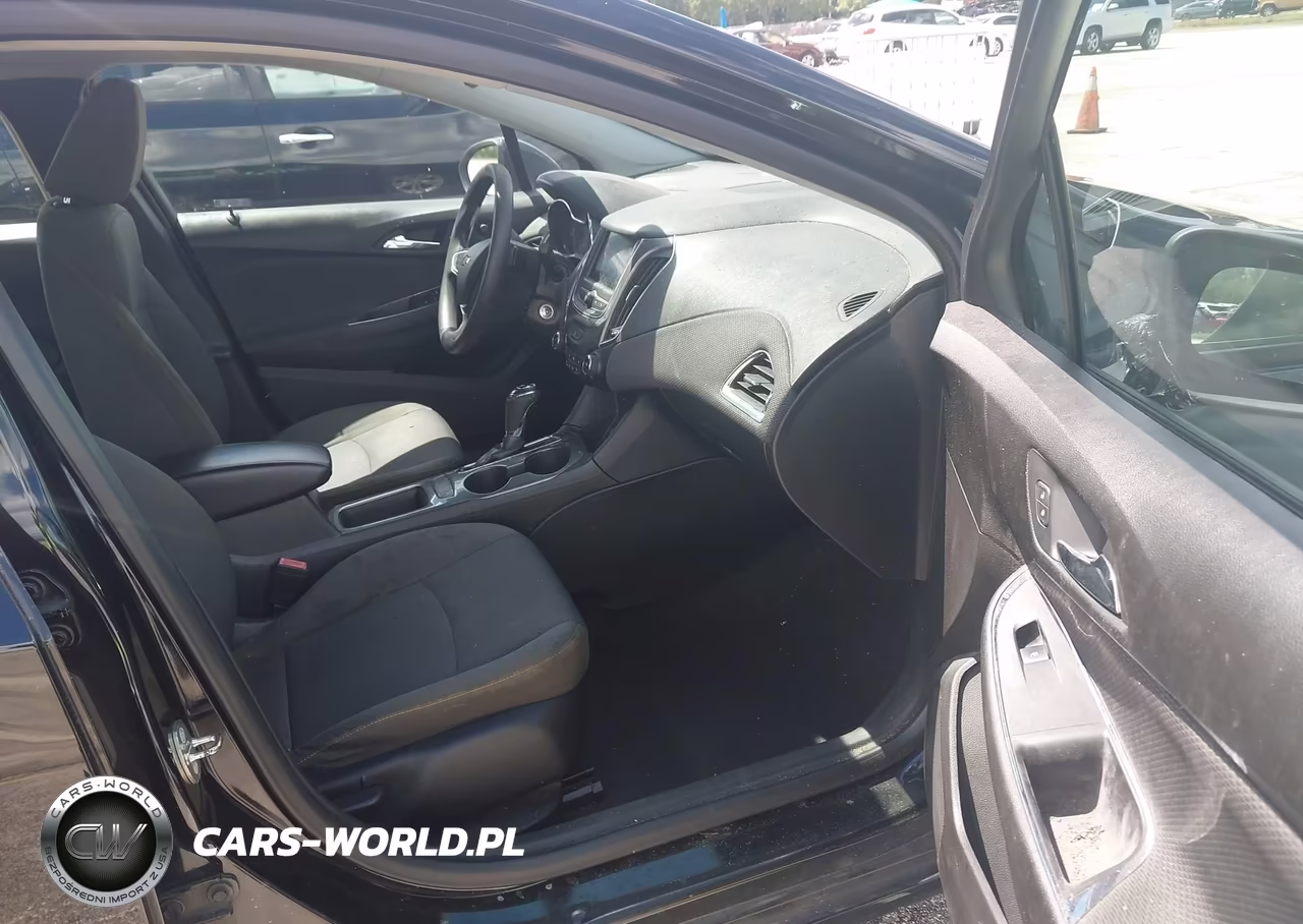 2019 Chevrolet Cruze Ls VIN:1G1BC5SMXK7148396 - 5