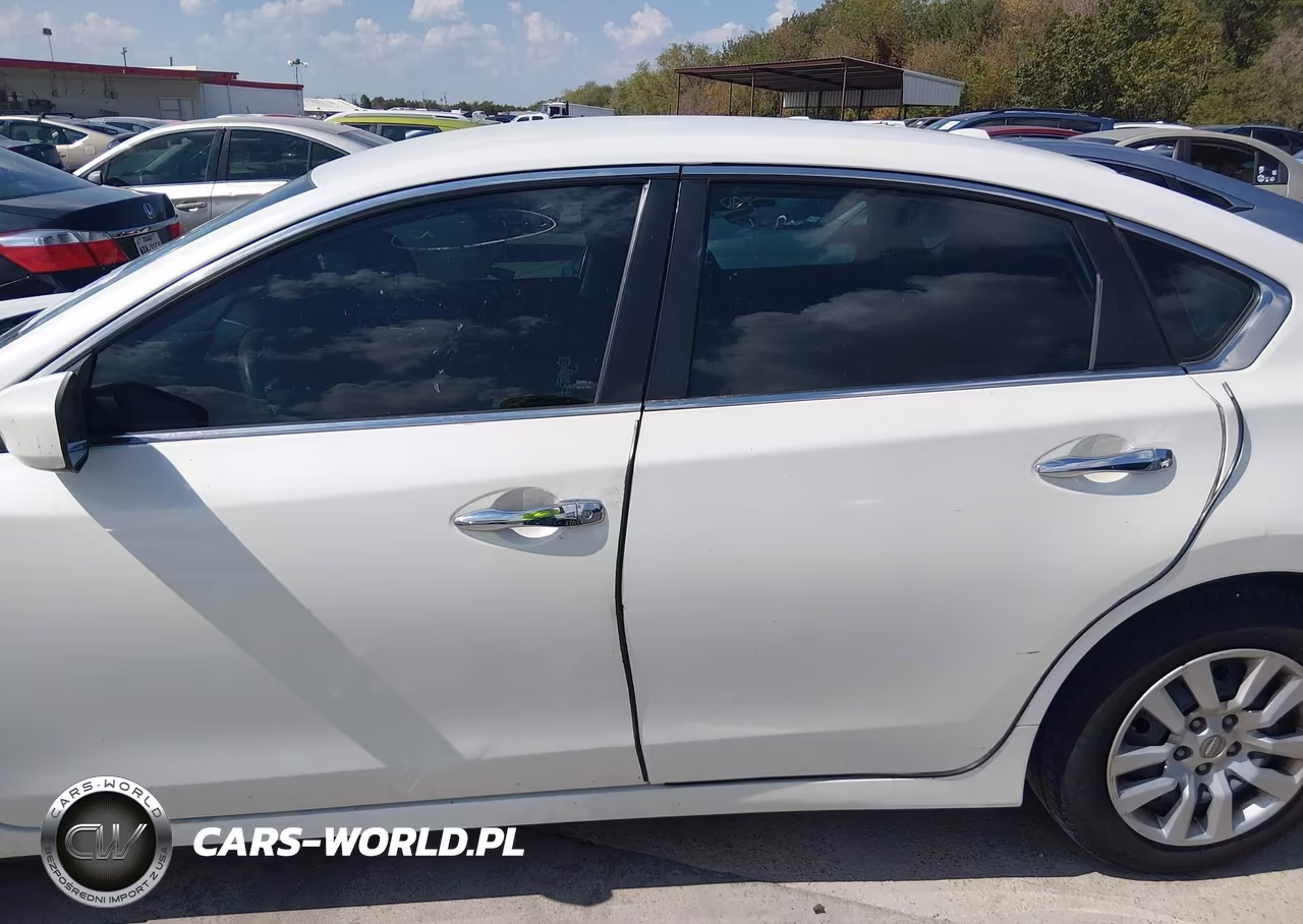 2014 Nissan Altima 2.5 S VIN:1N4AL3AP9EC183077 - 15