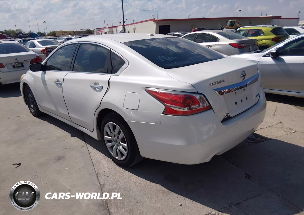 2014 Nissan Altima 2.5 S VIN:1N4AL3AP9EC183077 - 3