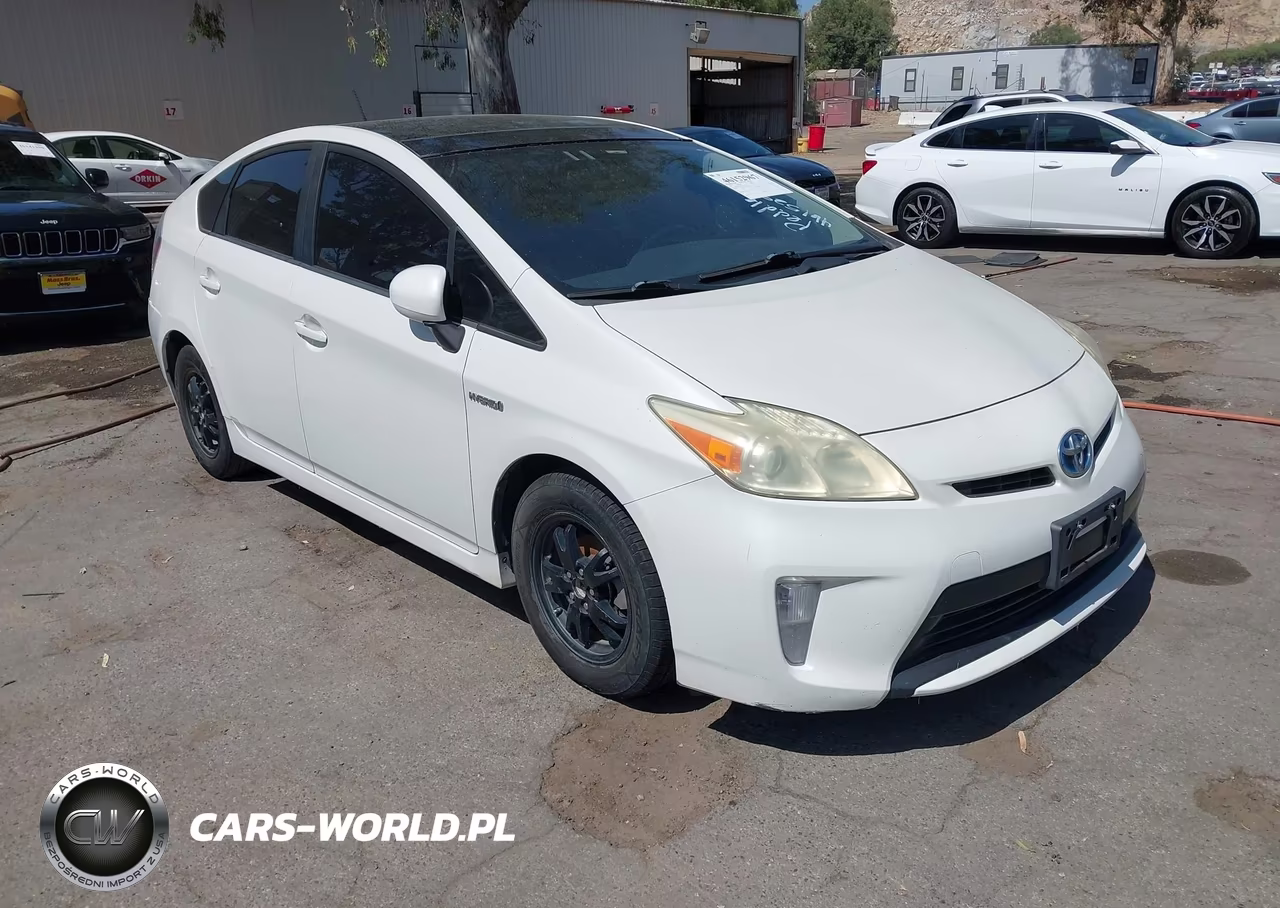 2013 Toyota Prius Four VIN:JTDKN3DU9D5557426 - 1