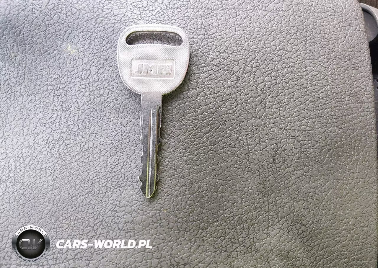 2005 Chevrolet Suburban 1500 Z71 VIN:3GNFK16Z75G226448 - 11