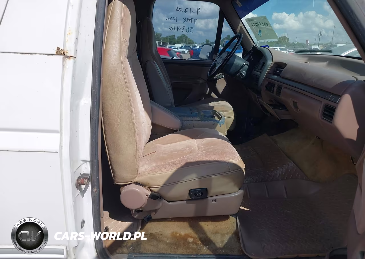 1993 Ford Bronco U100 VIN:1FMEU15H9PLA47708 - 5