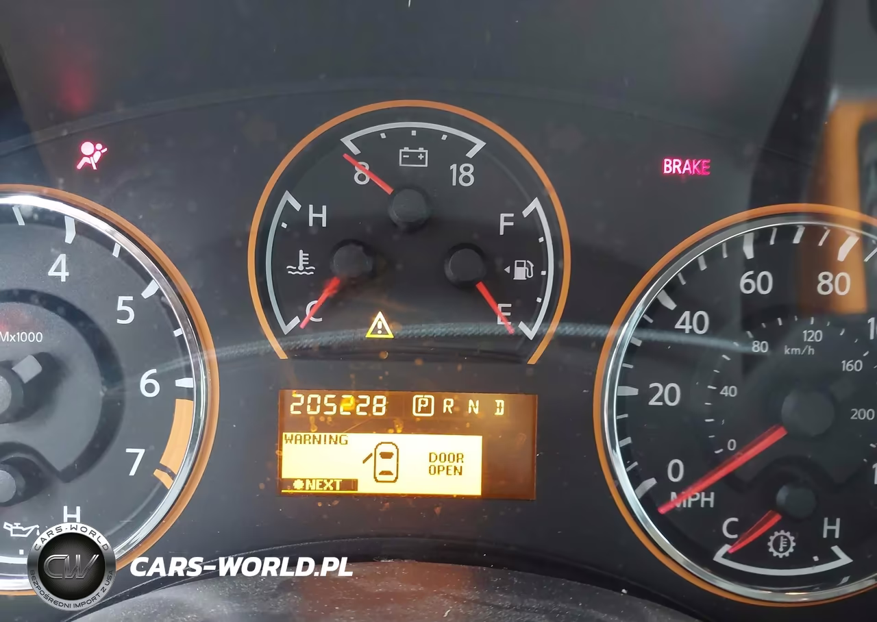 2013 Nissan Armada Platinum VIN:5N1BA0NF8DN613734 - 7