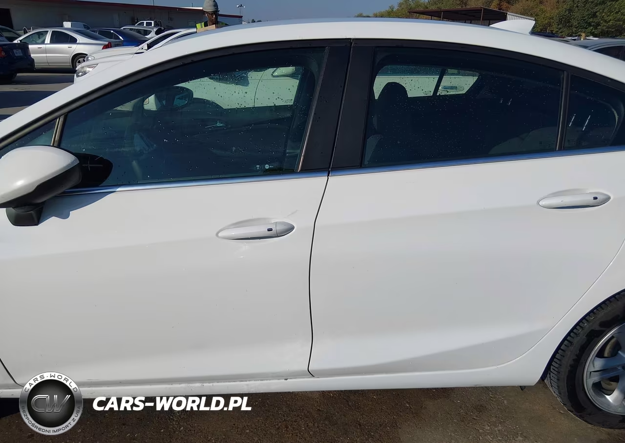 2018 Chevrolet Cruze Lt Auto VIN:1G1BE5SM2J7167419 - 14