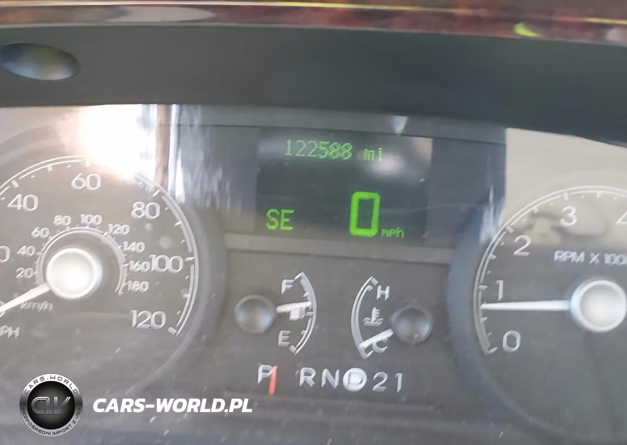 2006 Lincoln Town Car Signature VIN:1LNHM81V06Y649304 - 7