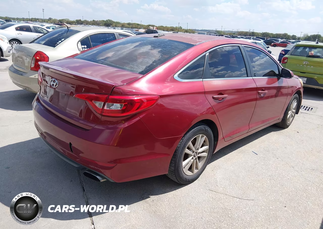 2016 Hyundai Sonata Se VIN:5NPE24AFXGH271736 - 4