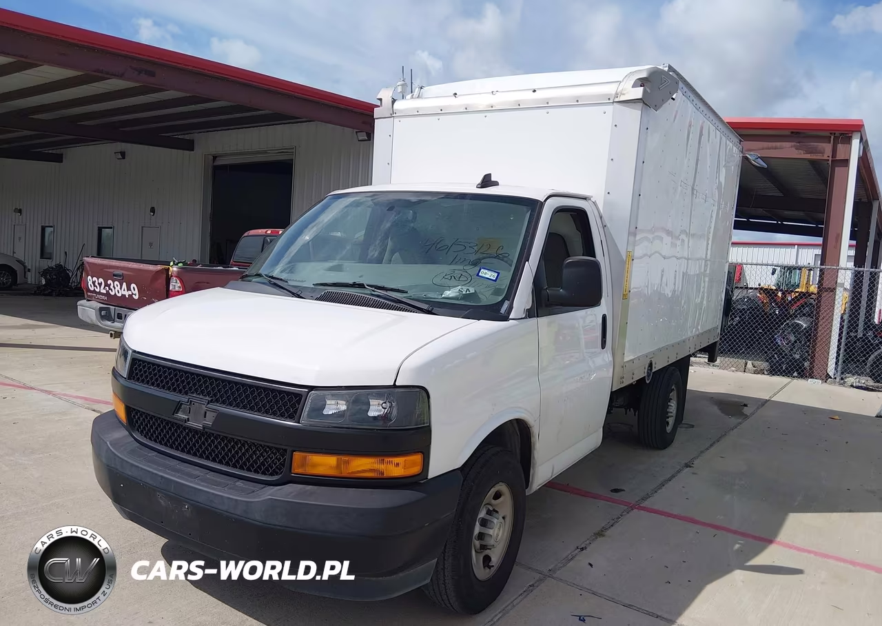 2024 Chevrolet Express Cutaway Work Van VIN:1GB0GRFP0R1158063 - 11