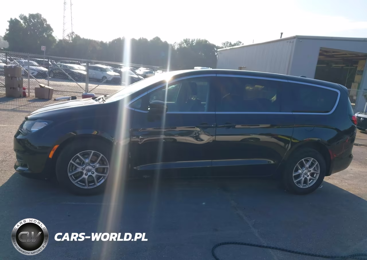 2024 Chrysler Voyager Lx VIN:2C4RC1CG9RR132402 - 14