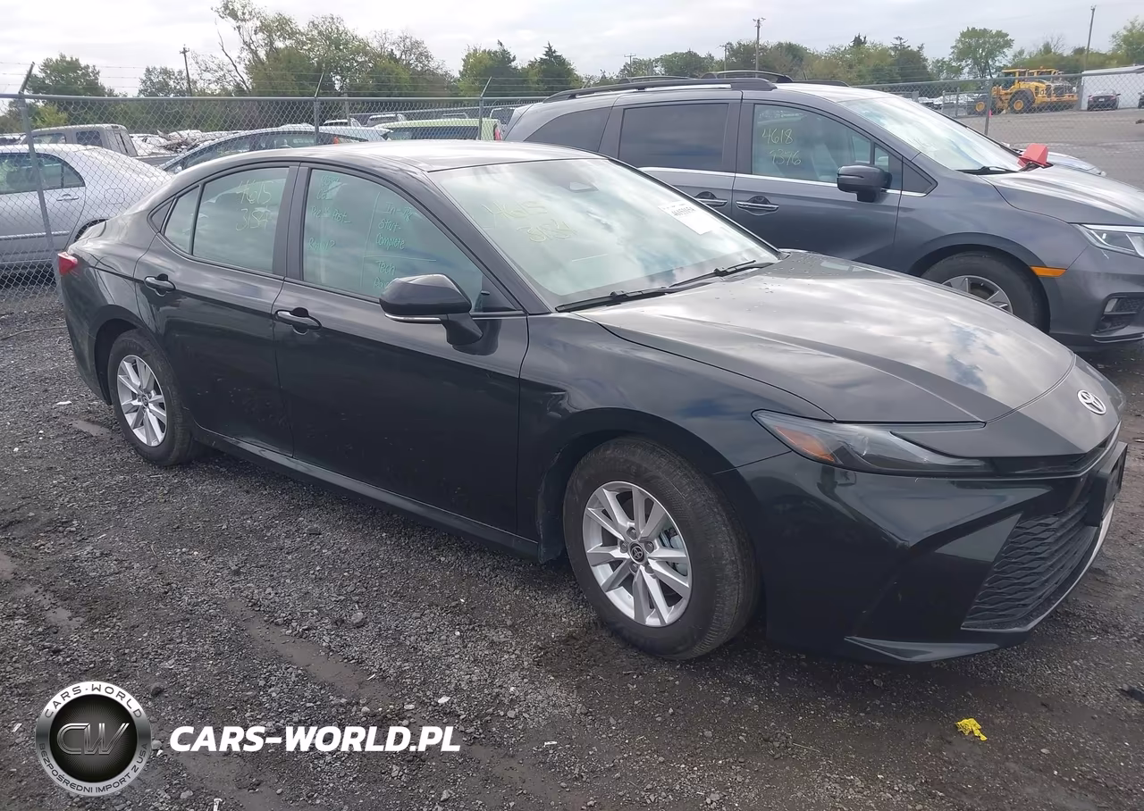 2025 Toyota Camry Le