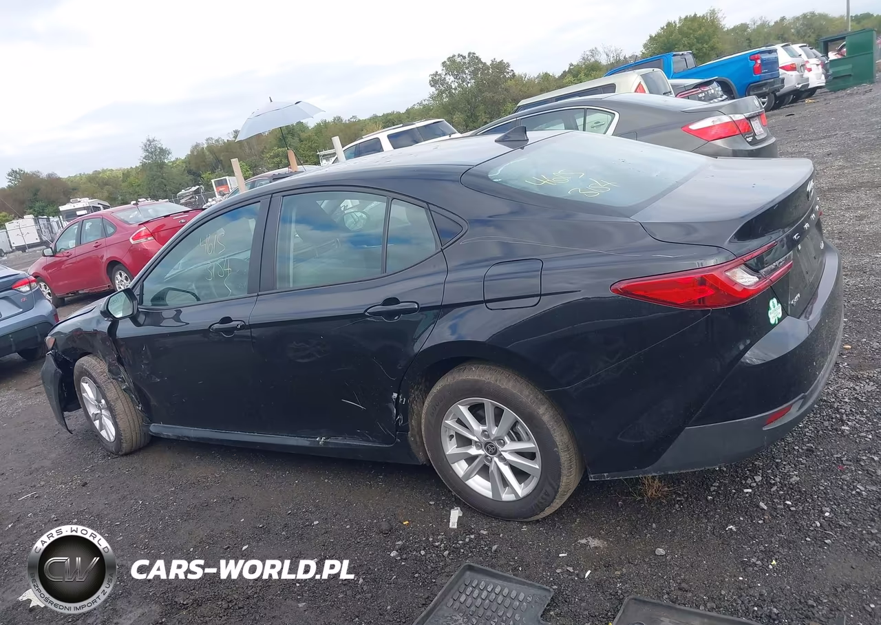 2025 Toyota Camry Le VIN:4T1DAACK9SU198523 - 14
