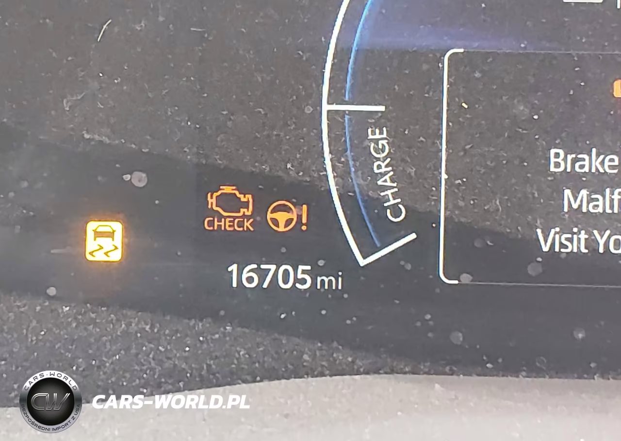 2025 Toyota Camry Le VIN:4T1DAACK9SU198523 - 15