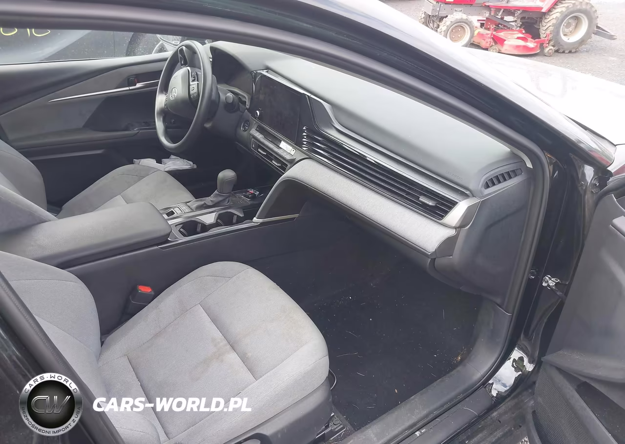 2025 Toyota Camry Le VIN:4T1DAACK9SU198523 - 5