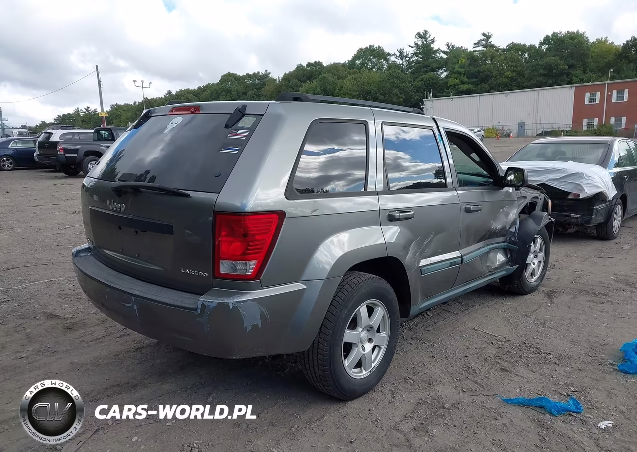 2008 Jeep Grand Cherokee Laredo VIN:1J8GR48K38C103207 - 4