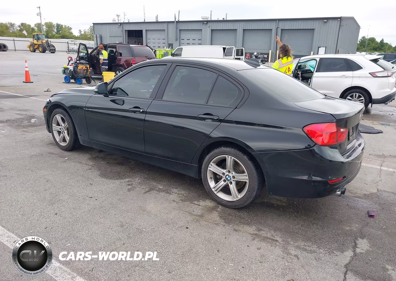 2012 BMW 328I VIN:WBA3A5C56CF341173 - 3