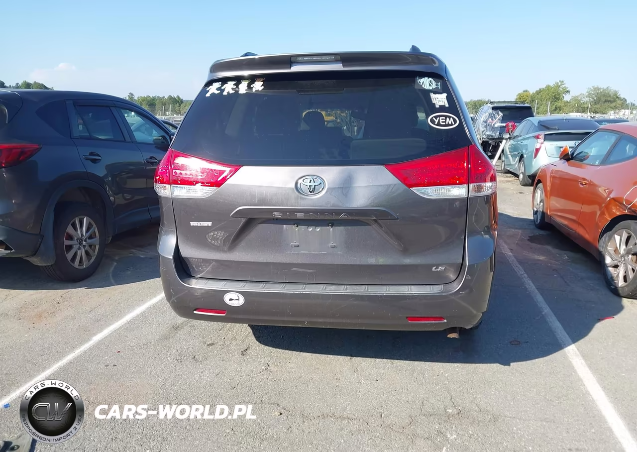2013 Toyota Sienna Le V6 8 Passenger VIN:5TDKK3DC6DS402858 - 16