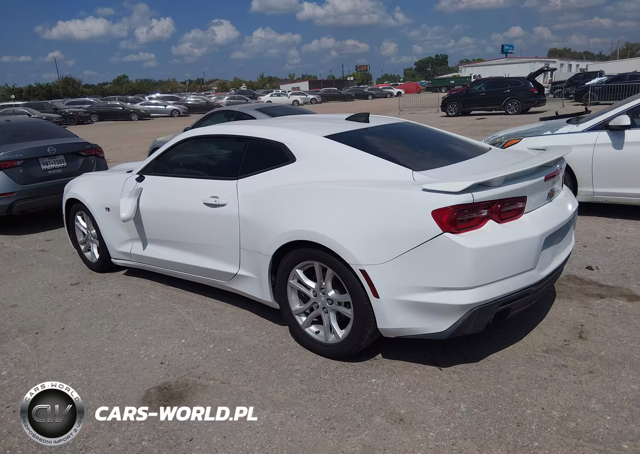 2019 Chevrolet Camaro 1Ls VIN:1G1FB1RX4K0125783 - 3