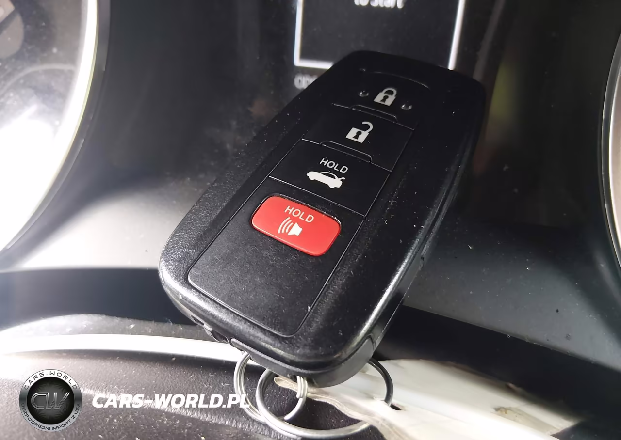2022 Toyota Camry Le VIN:4T1R11AKXNU057585 - 11