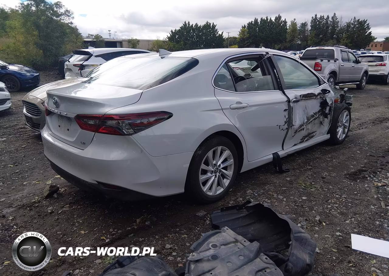 2022 Toyota Camry Le VIN:4T1R11AKXNU057585 - 4