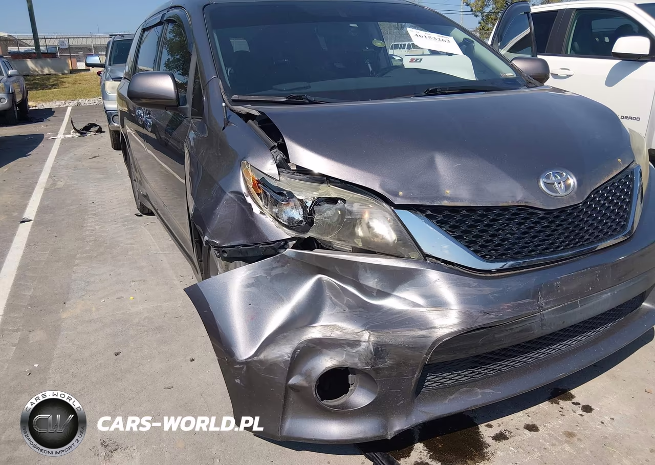 2014 Toyota Sienna Se 8 Passenger VIN:5TDXK3DC7ES472506 - 6