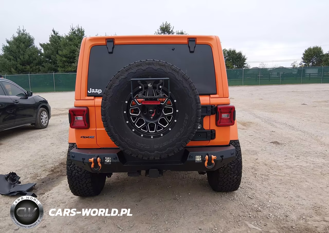 2021 Jeep Wrangler 4Xe Unlimited Sahara 4X4 VIN:1C4JJXP60MW759805 - 17