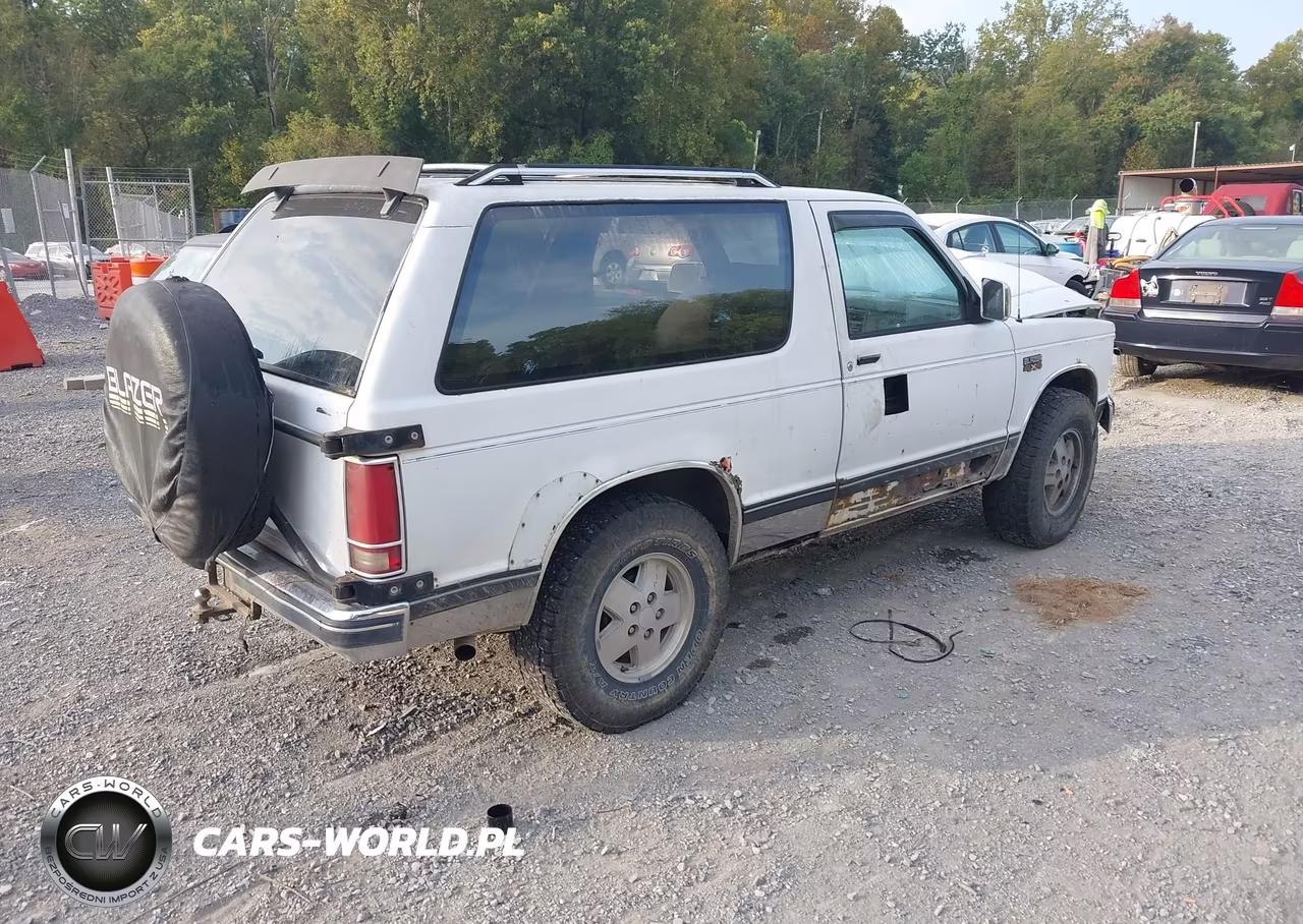 1988 Chevrolet Blazer S10 VIN:1GNCT18Z2J0170088 - 4