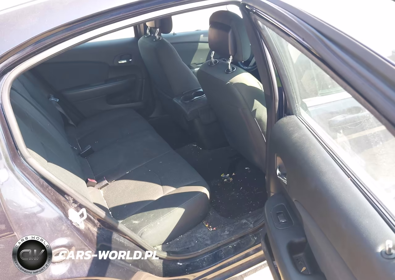 CHRYSLER 200 VIN:1C3CCBBB8CN130795 - 8