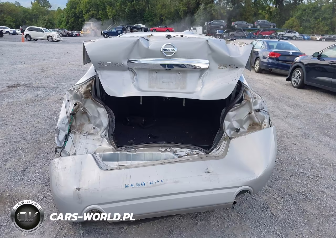 2011 Nissan Altima 2.5 S VIN:1N4AL2AP8BN442667 - 17
