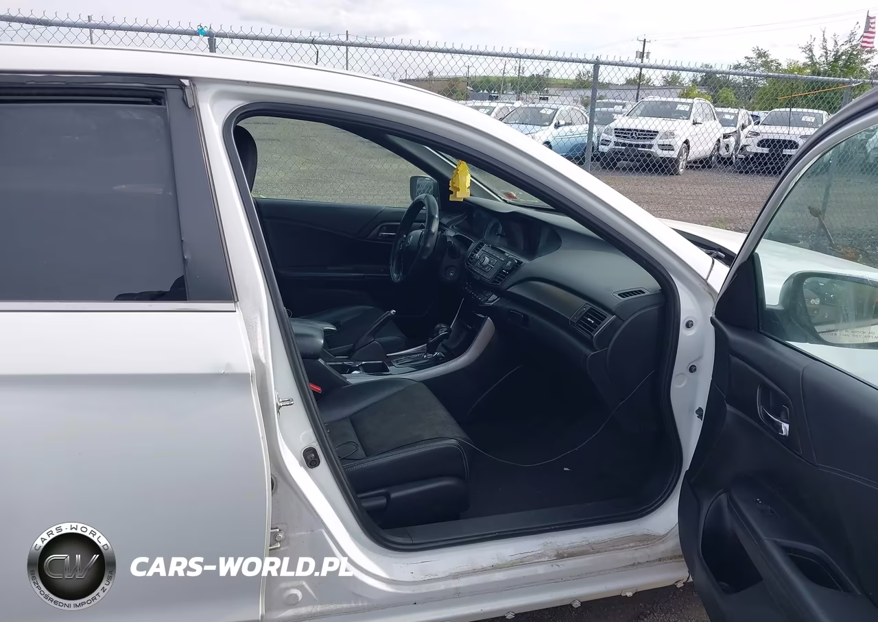 2017 Honda Accord Sport VIN:1HGCR2F52HA116373 - 5