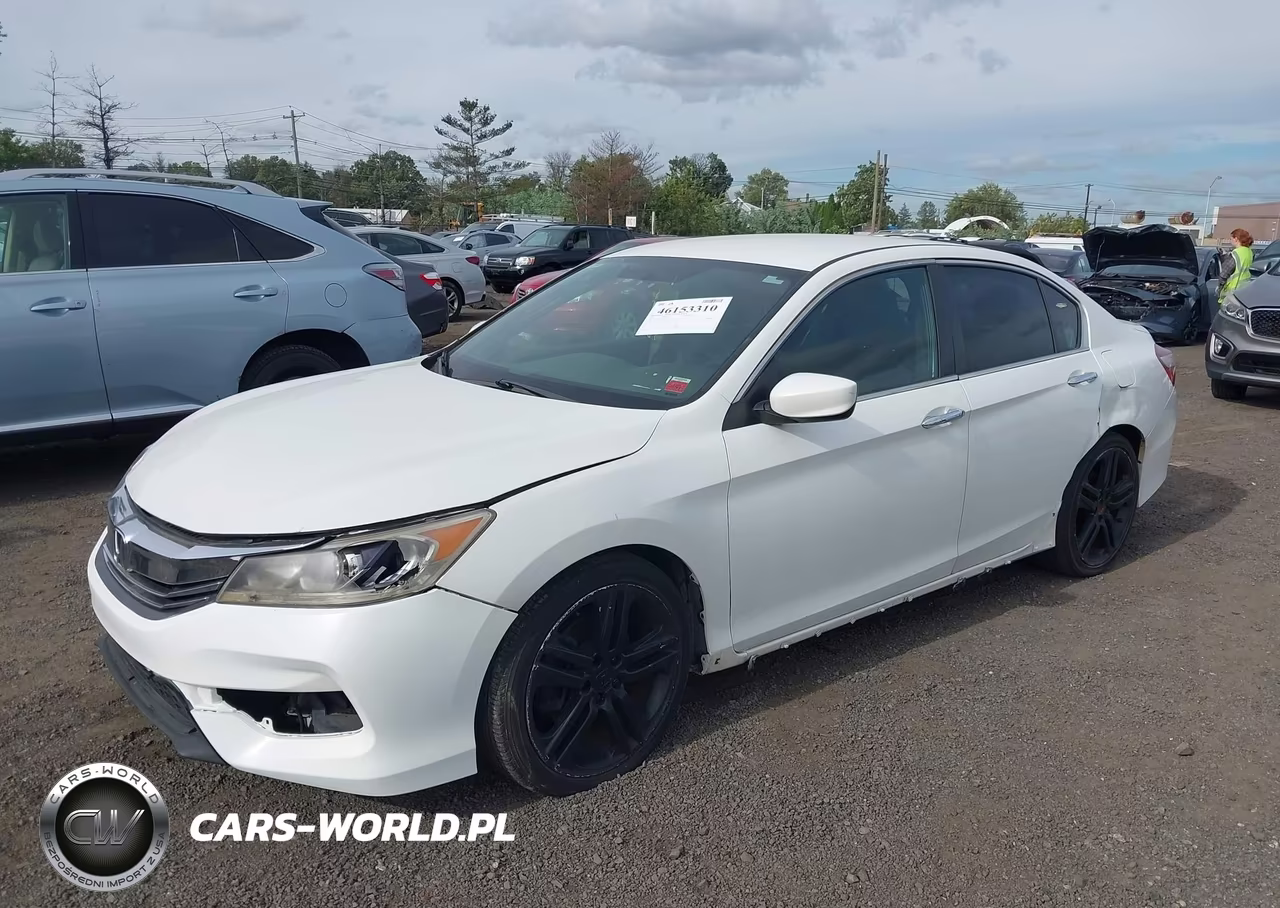 2017 Honda Accord Sport VIN:1HGCR2F52HA116373 - 6