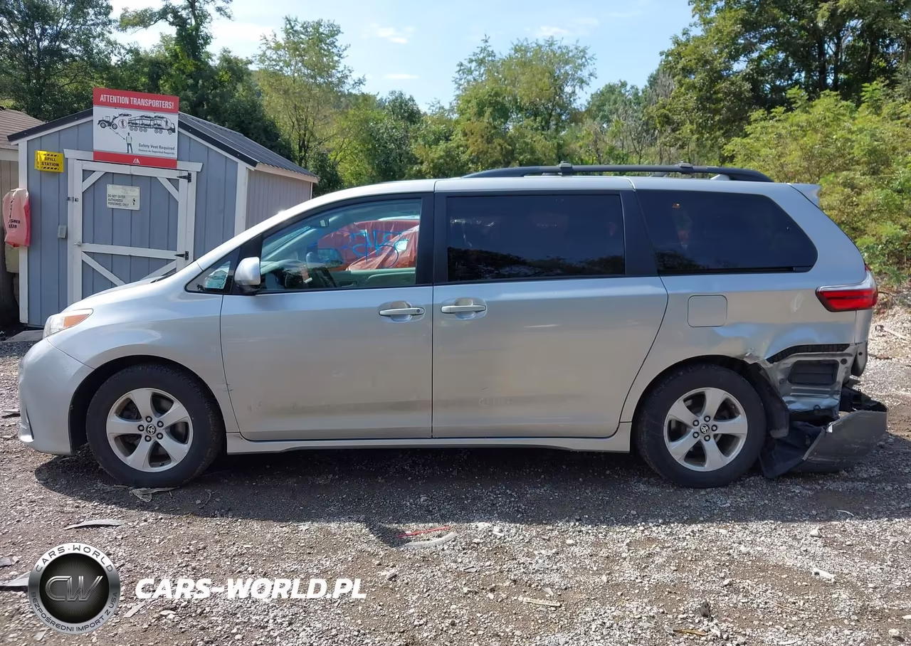 2020 Toyota Sienna Le VIN:5TDKZ3DC2LS058374 - 14