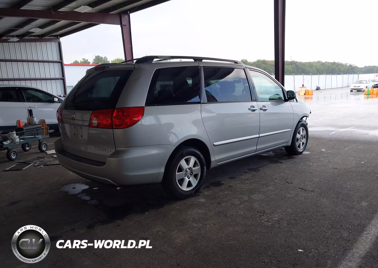 2007 Toyota Sienna Le VIN:5TDZK23C57S032078 - 4
