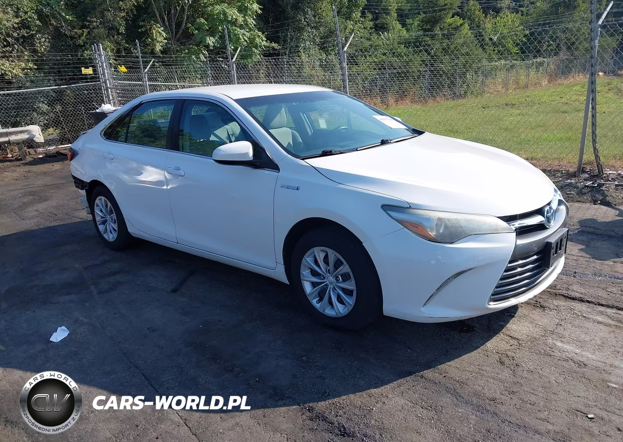 2016 Toyota Camry Hybrid Le