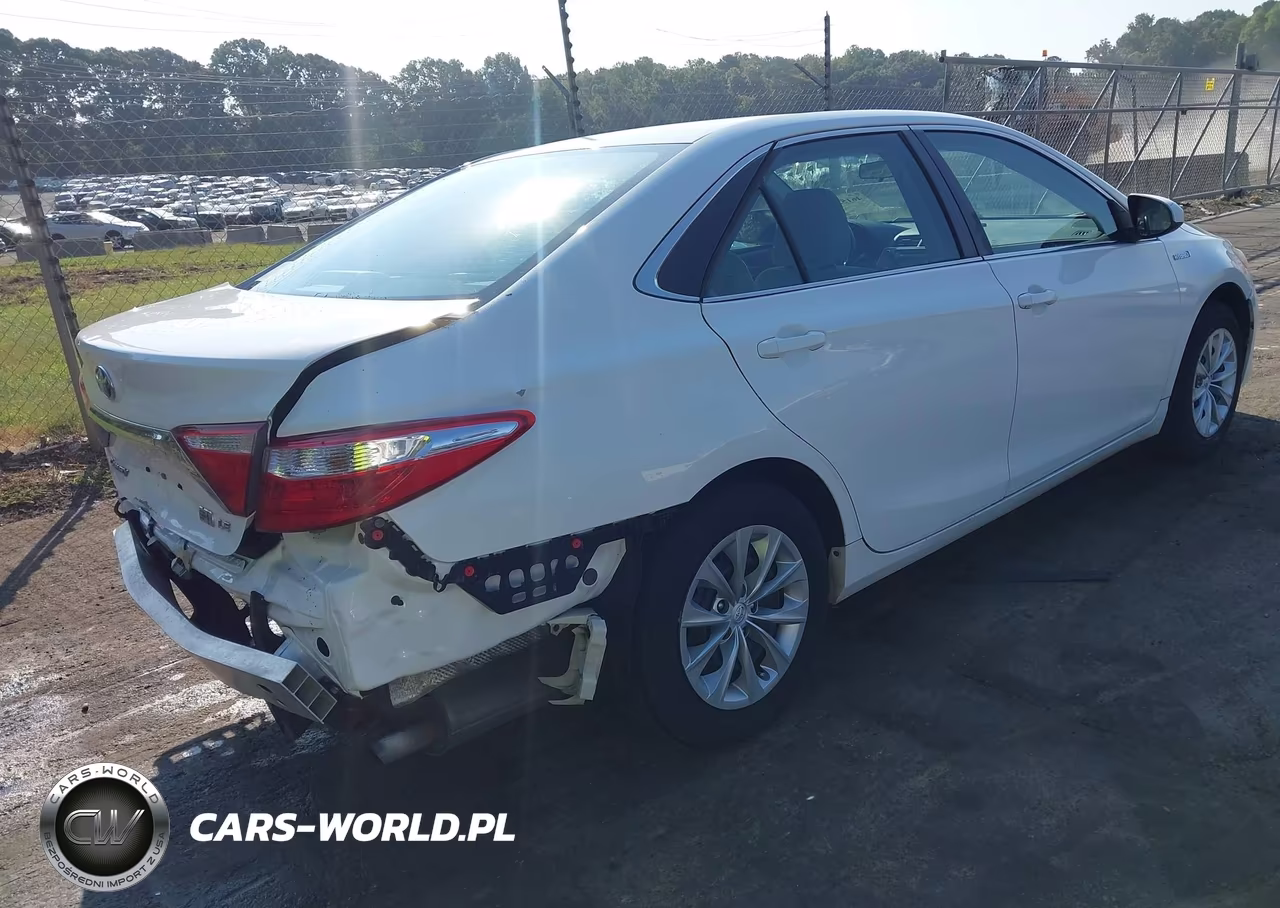 2016 Toyota Camry Hybrid Le VIN:4T1BD1FK2GU188028 - 4