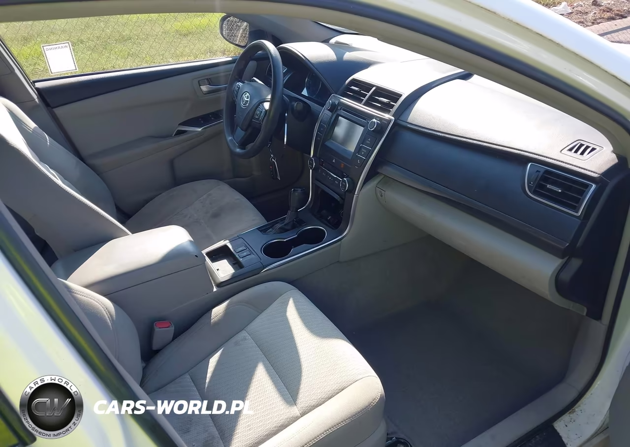 2016 Toyota Camry Hybrid Le VIN:4T1BD1FK2GU188028 - 5