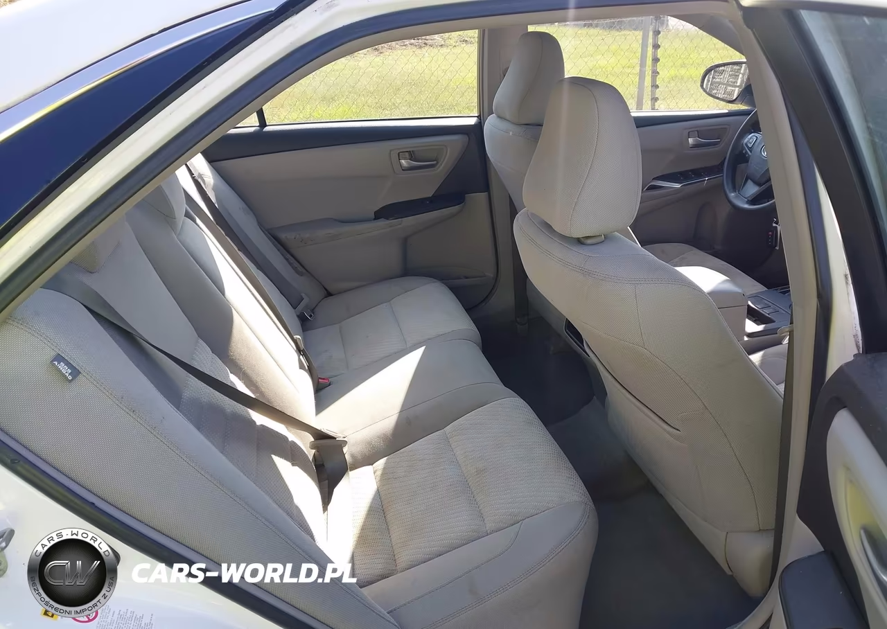 2016 Toyota Camry Hybrid Le VIN:4T1BD1FK2GU188028 - 8