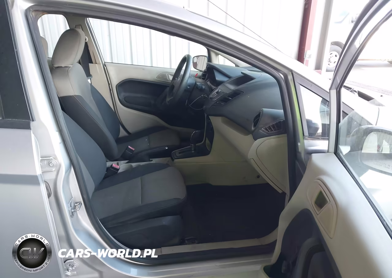 2012 Ford Fiesta S VIN:3FADP4AJ2CM103195 - 5