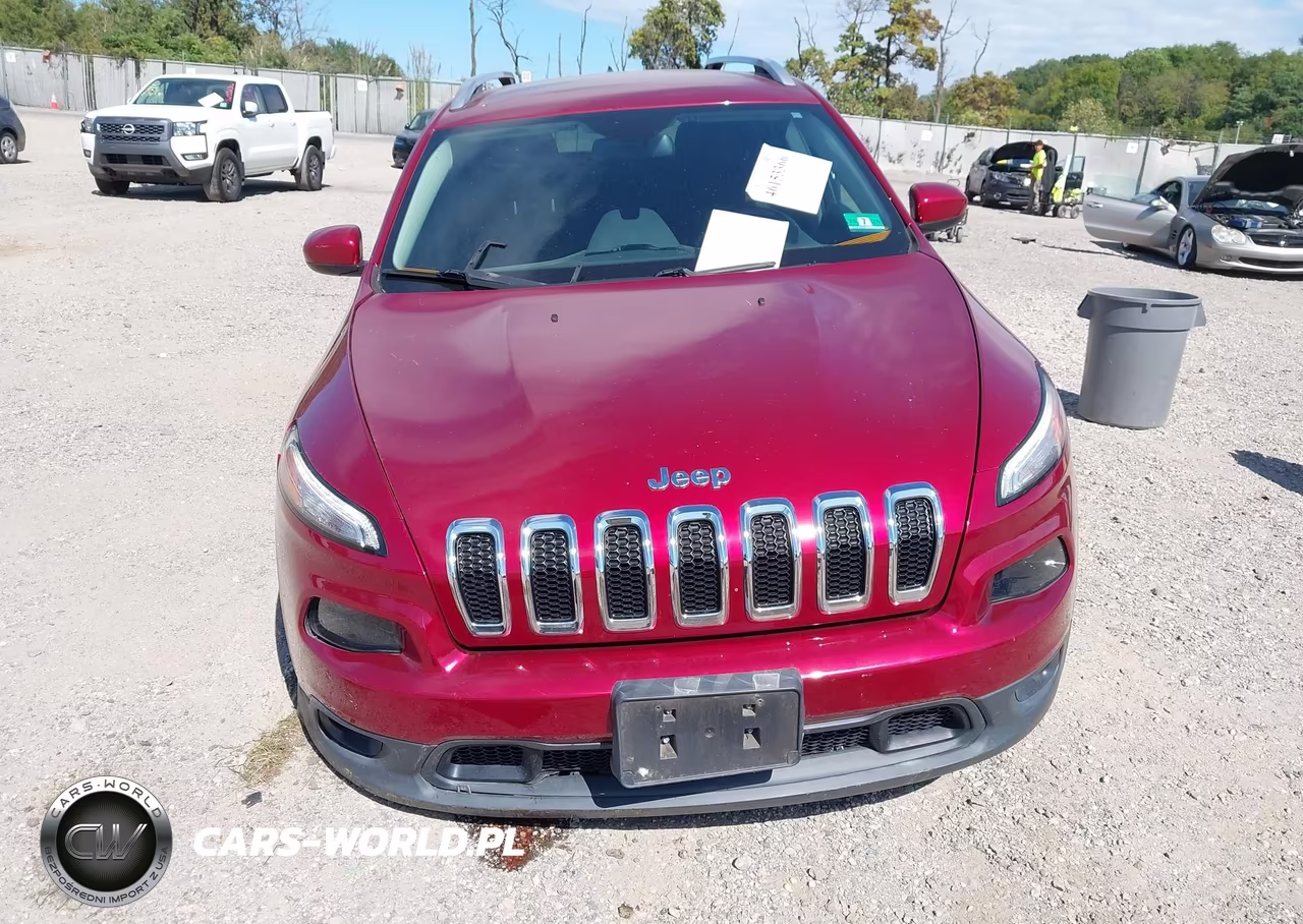 2016 Jeep Cherokee Latitude VIN:1C4PJMCS3GW333428 - 12