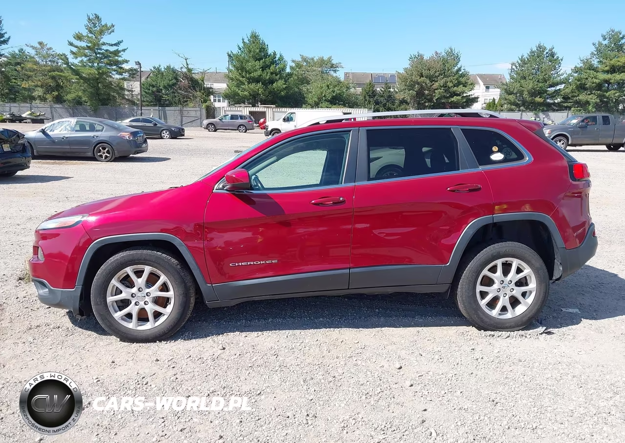 2016 Jeep Cherokee Latitude VIN:1C4PJMCS3GW333428 - 14