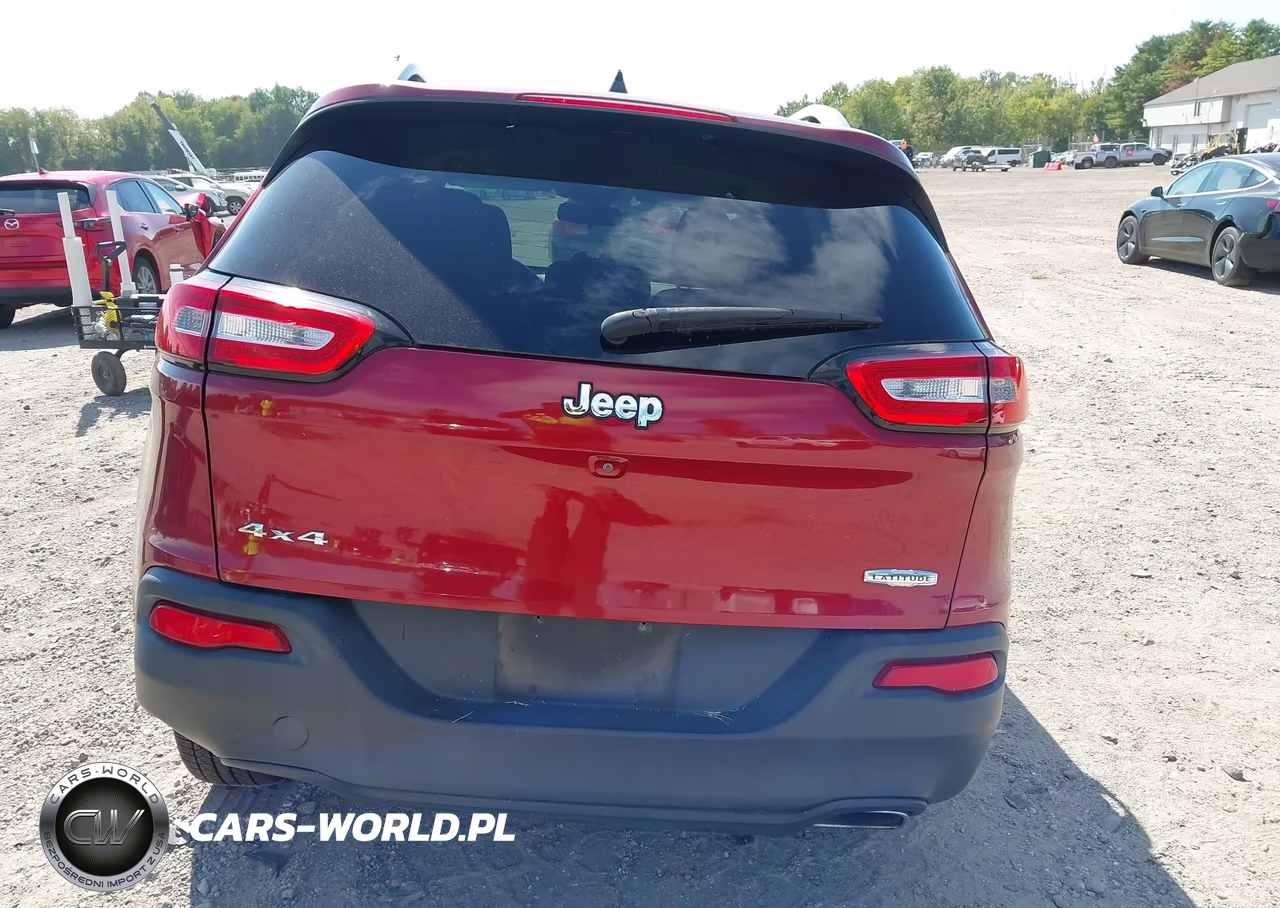 2016 Jeep Cherokee Latitude VIN:1C4PJMCS3GW333428 - 16