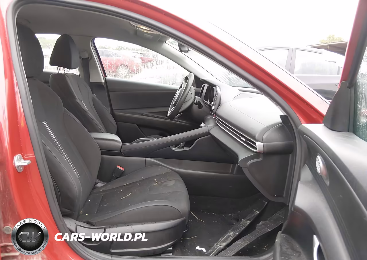 2021 Hyundai Elantra Sel VIN:5NPLM4AG2MH045776 - 5