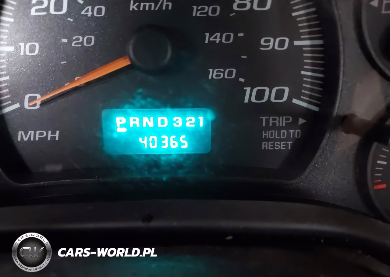 2006 Chevrolet Express Cutaway Work Van VIN:1GBKG31U961272402 - 5